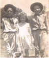 Sanderskids1930ss.jpg (39379 bytes)